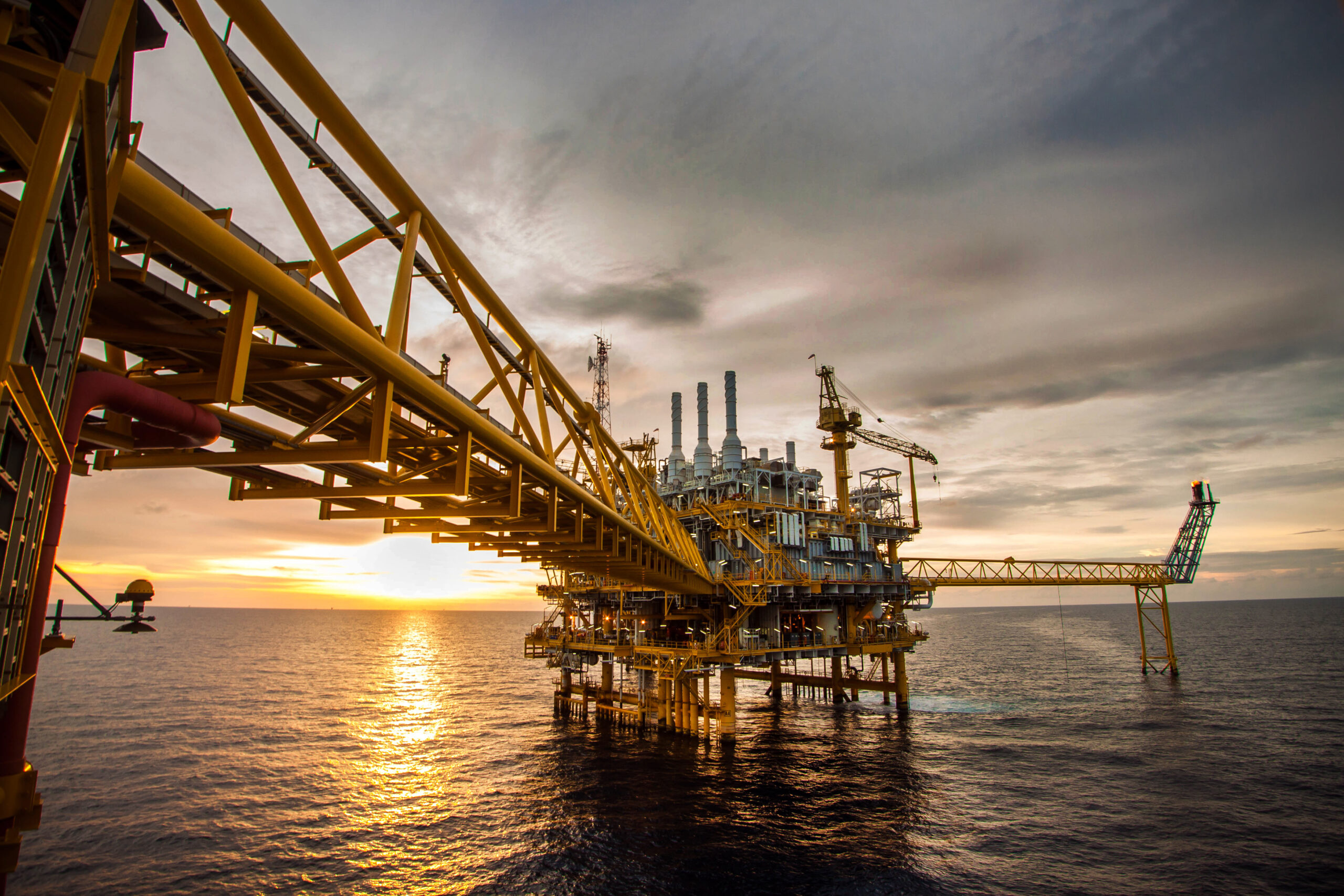 Development of Performance Standards for 18 North Sea Oil & Gas Assets