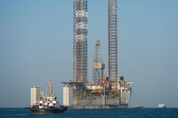 Valiant Driller jack-up completes move from Indonesia to India