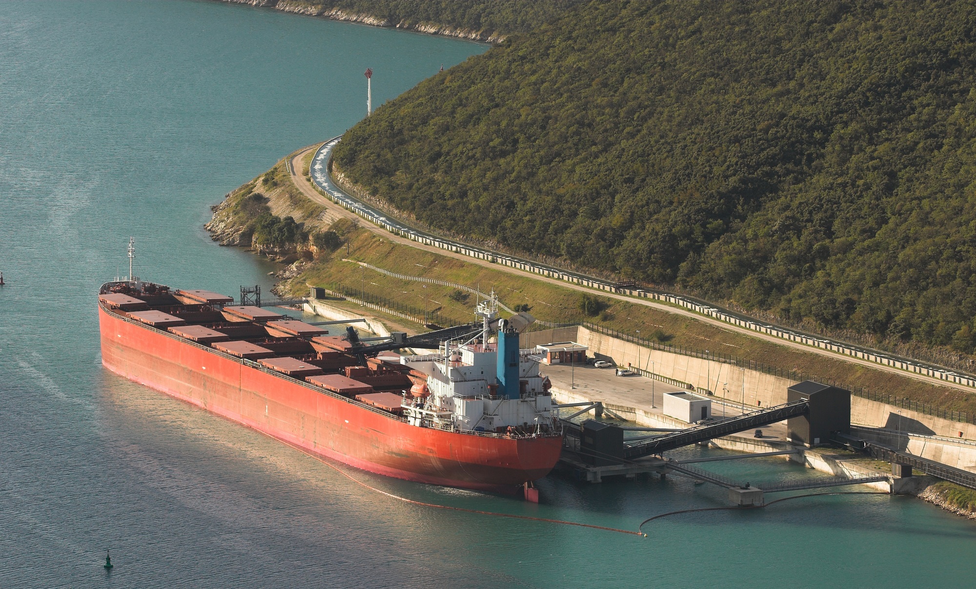 LOC London boosts specialist bulk carrier expertise