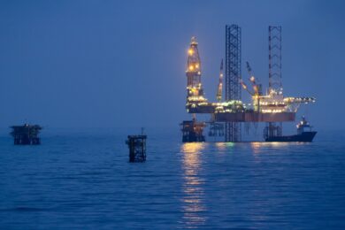 Expertise in Vessel & Rig Lay-up Operations