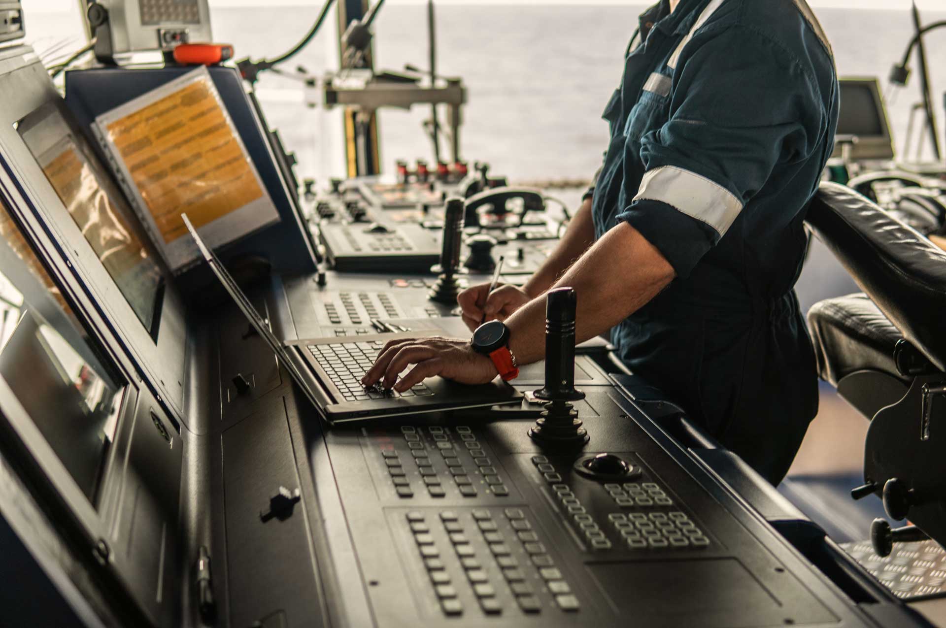 Dynamic positioning and critical systems controls