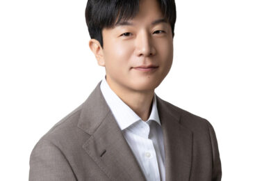 Woochang Shim