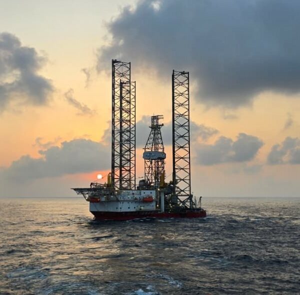 ONGC monsoon-readies offshore rig fleet