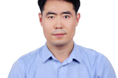 Derek (Xiaoning) Qi